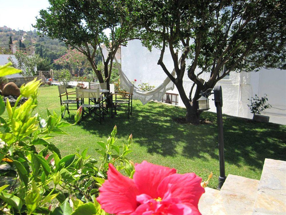 Scorpios Hotel&Suites Samos Town Exterior foto